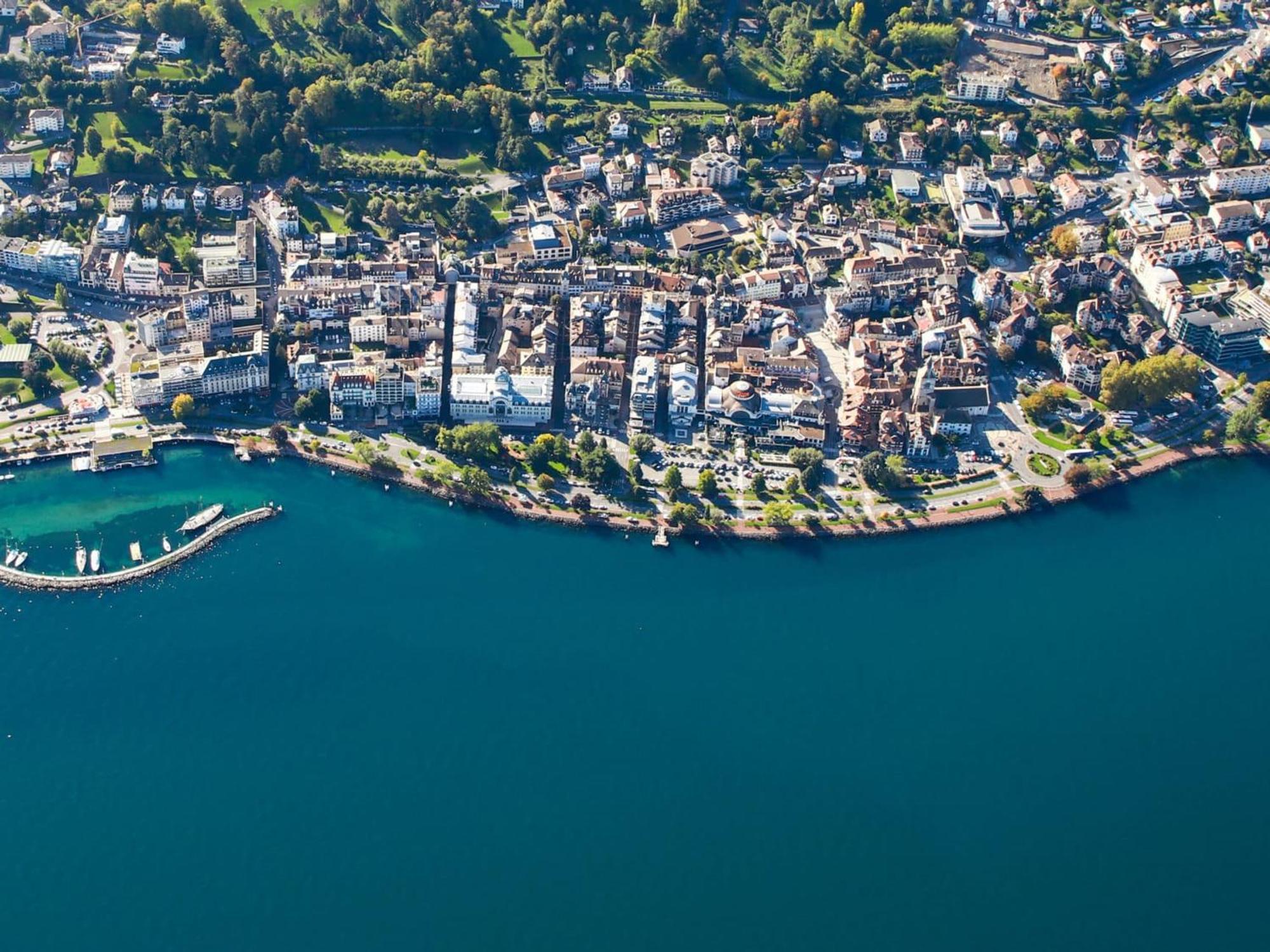 Spacieux Appartement Avec Terrasse, Animaux Admis Et Parking - Fr-1-498-69 Évian-les-Bains Exteriör bild